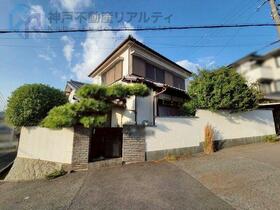 兵庫県明石市東朝霧丘