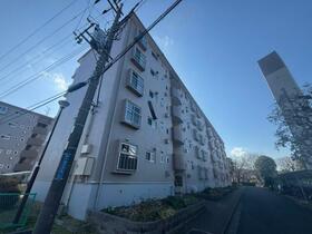 下瀬谷団地１号棟