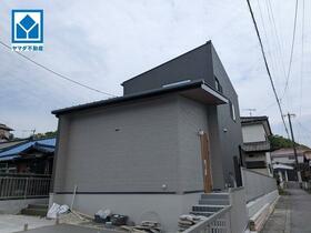 福岡県飯塚市上三緒