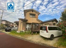 福岡県福岡市早良区内野２丁目