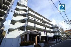 ファミール南福岡