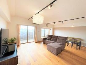 フォルスコートグランマークス