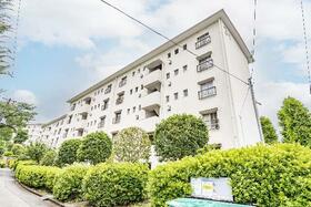 左近山団地３の１号棟