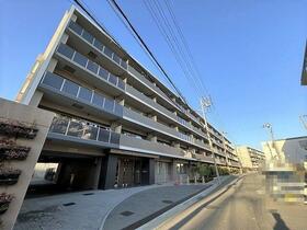 ウエリス吹田山手町ウエスト