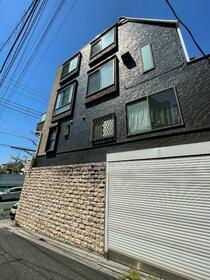 東京都新宿区中落合３丁目