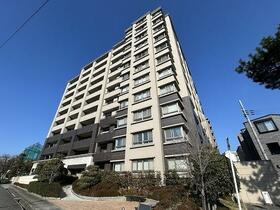 ルネ神戸住吉川清流の道