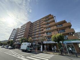 ライオンズマンション鶴巻温泉