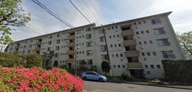 寺尾台住宅１５号棟