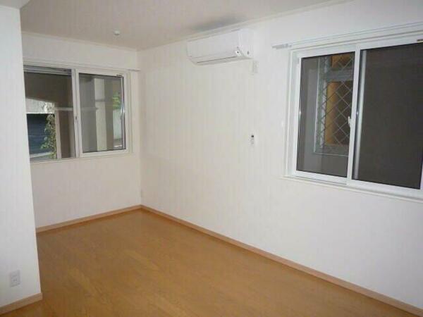 detached 東京都品川区旗の台１丁目

地図を見る