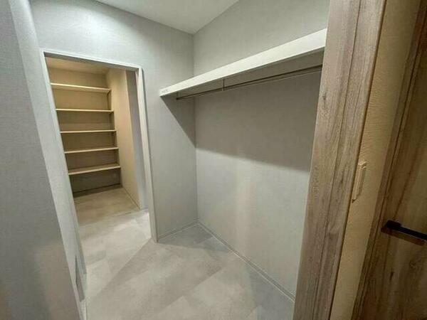apartment 東京都中央区日本橋小網町
地図を見る