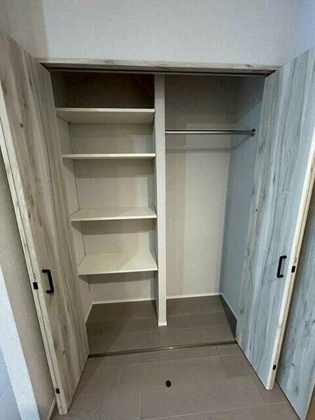 apartment 東京都中央区日本橋小網町
地図を見る