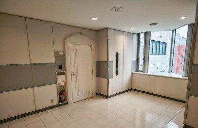apartment 東京都中央区日本橋小網町
地図を見る