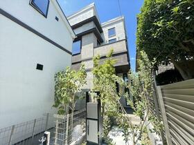 東京都世田谷区瀬田５丁目