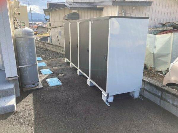 apartment 秋田県鹿角市十和田毛馬内字押出
十和田毛馬内の賃貸情報を見る
物件地図