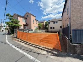 東京都新宿区中井２丁目