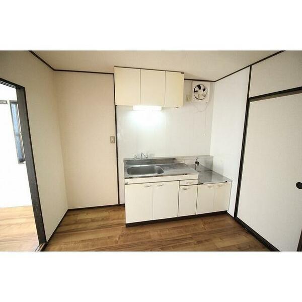 apartment 茨城県牛久市刈谷町１丁目
地図を見る