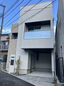 東京都世田谷区下馬１丁目