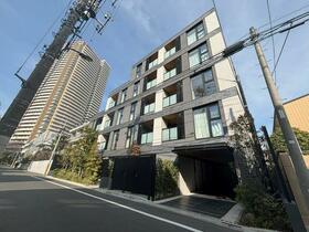 東京都新宿区市谷仲之町