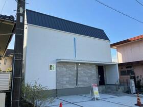神奈川県藤沢市片瀬山３丁目
