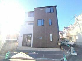 東京都足立区舎人３丁目