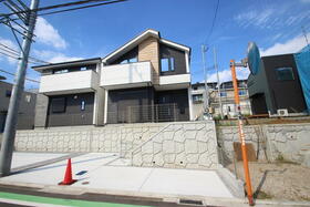 神奈川県横浜市青葉区荏子田１丁目