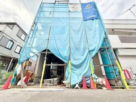 東京都足立区鹿浜６丁目