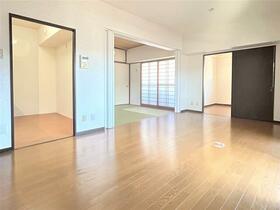 ロマネスク長尾第２