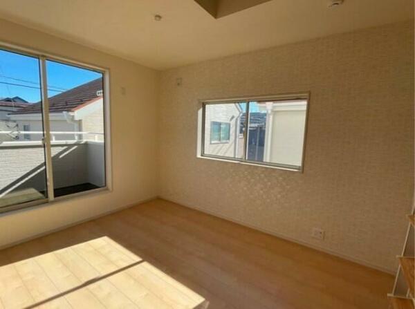 detached 東京都西東京市泉町１丁目

地図を見る