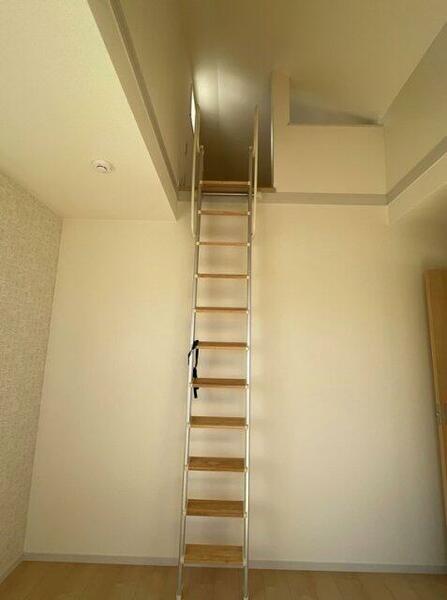 detached 東京都西東京市泉町１丁目

地図を見る