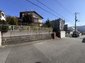 兵庫県川西市萩原台東１丁目