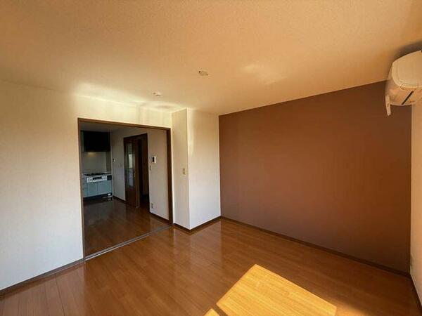 apartment 埼玉県比企郡川島町大字中山
地図を見る