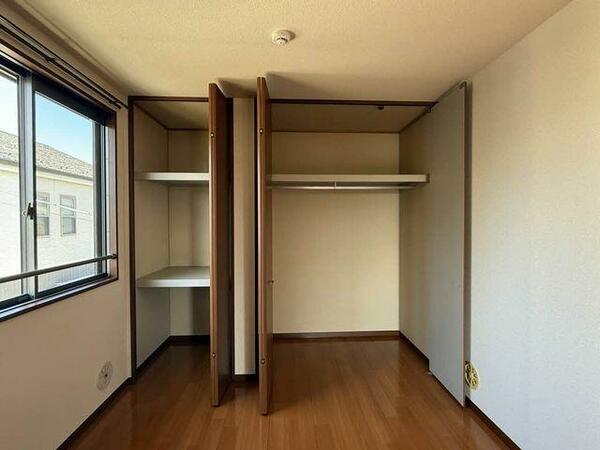 apartment 埼玉県比企郡川島町大字中山
地図を見る