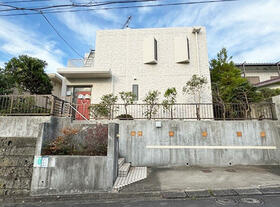 神奈川県横浜市金沢区富岡東３丁目