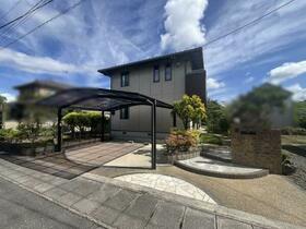 滋賀県蒲生郡竜王町大字鵜川