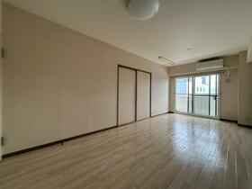 ラ・プリメーラ 609 ｜ 神奈川県川崎市中原区上小田中６丁目（賃貸マンション3LDK・6階・65.30㎡） その3