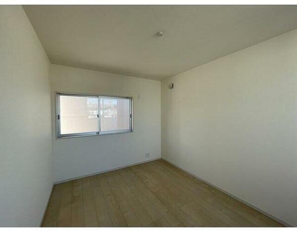 detached 埼玉県入間郡三芳町大字竹間沢

地図を見る