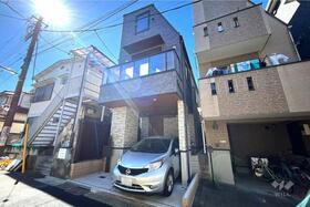 東京都世田谷区下馬６丁目