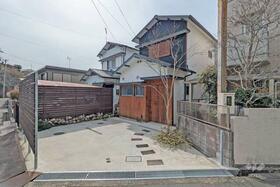 大阪府茨木市北春日丘2丁目