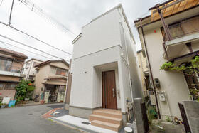 大阪府高槻市深沢町１丁目