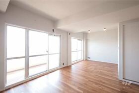 ＲＩＣイーストコート６番街２番館