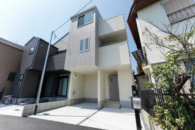 大阪府高槻市安満中の町