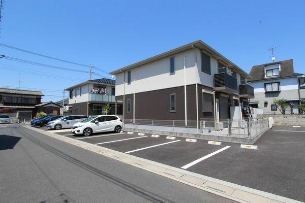 apartment 埼玉県鴻巣市松原４丁目
地図を見る