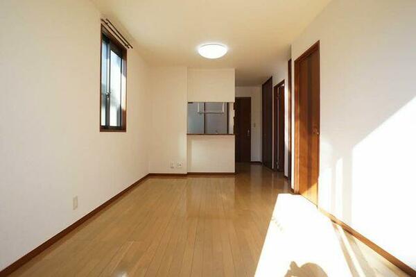 apartment 埼玉県比企郡嵐山町大字平澤
地図を見る