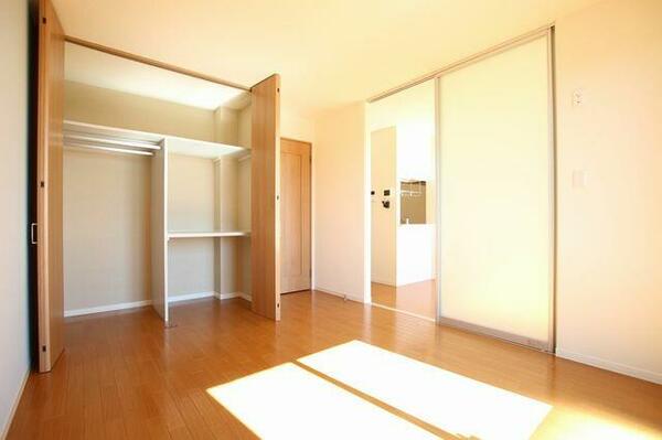 apartment 埼玉県飯能市大字川寺
地図を見る