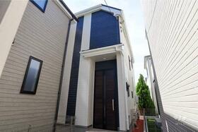 東京都足立区六木２丁目