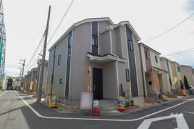 東京都足立区六木２丁目