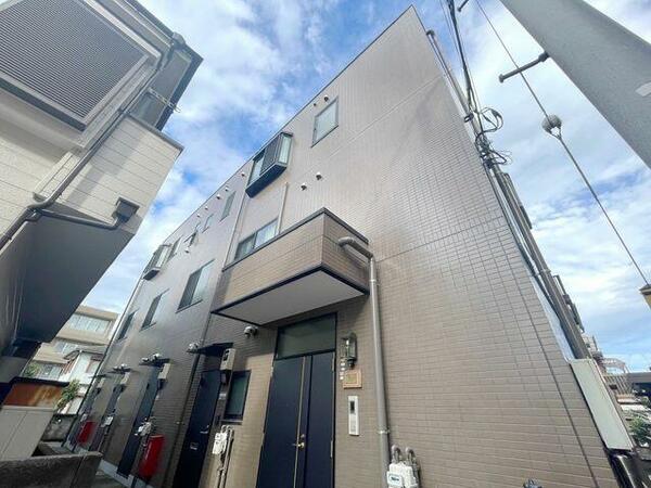 detached 東京都福生市南田園１丁目

地図を見る