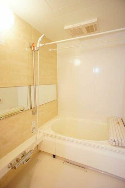 apartment 埼玉県三郷市駒形
地図を見る