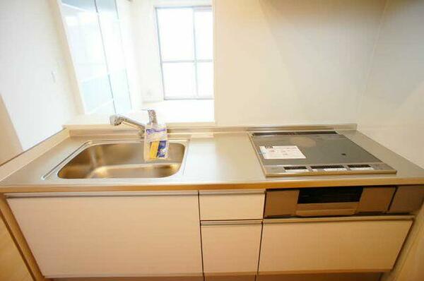 apartment 埼玉県三郷市駒形
地図を見る