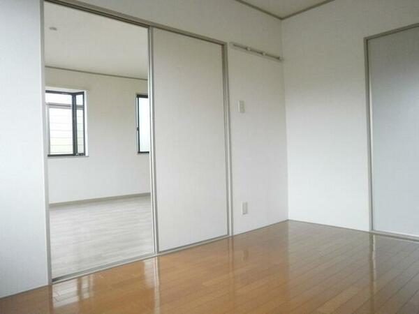 apartment 埼玉県春日部市梅田２丁目
地図を見る